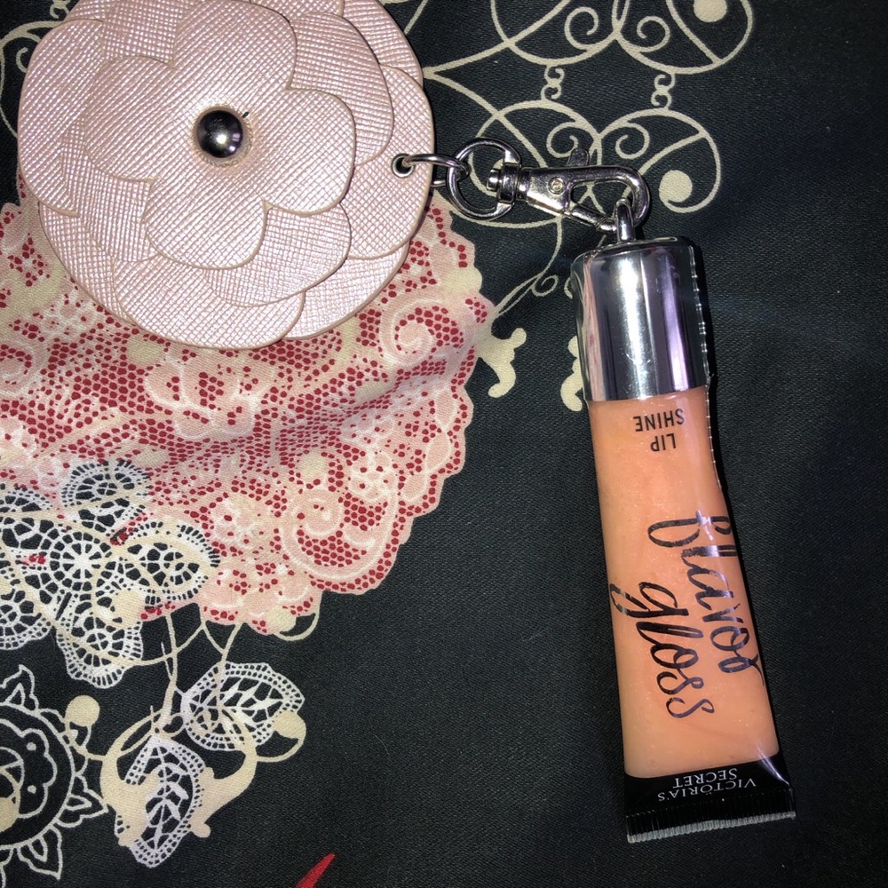 Victoria secret lipgloss